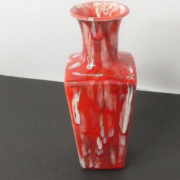 Hand Thrown Red/Orange Square Vase Signed by T T Size OS - Picture 1 of 5